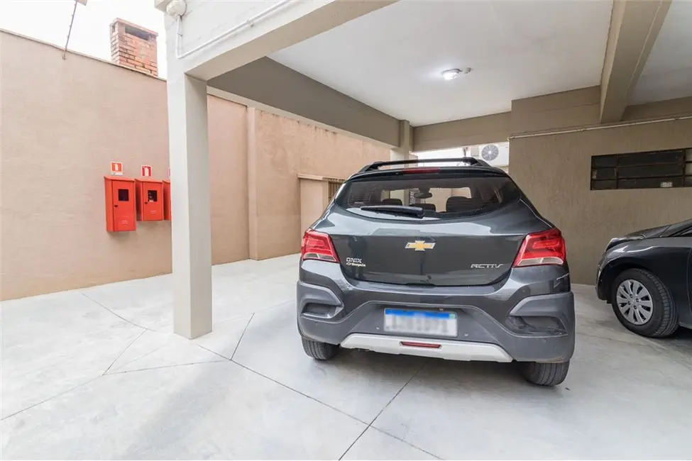 Foto 4 de Apartamento com 3 quartos à venda, 76m2 em Jardim do Salso, Porto Alegre - RS