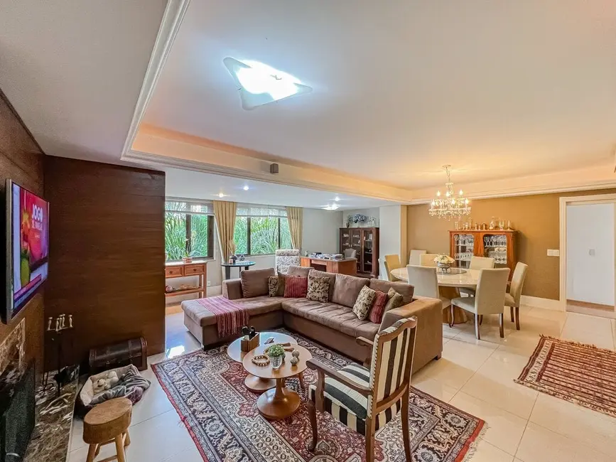 Foto 3 de Apartamento com 4 quartos à venda, 184m2 em Petrópolis, Porto Alegre - RS
