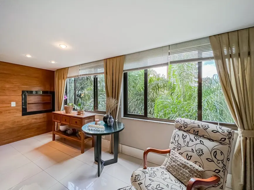 Foto 6 de Apartamento com 4 quartos à venda, 184m2 em Petrópolis, Porto Alegre - RS