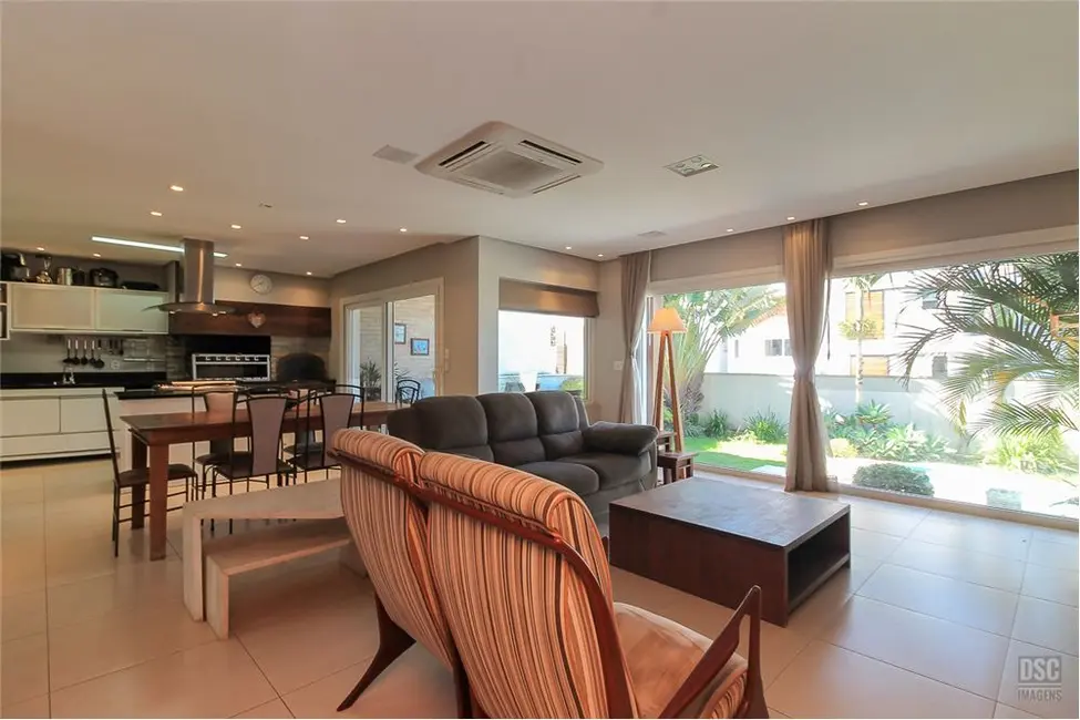 Foto 7 de Casa com 3 quartos à venda, 243m2 em Hípica, Porto Alegre - RS