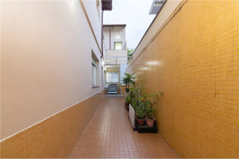 Foto 9 de Casa com 3 quartos à venda, 165m2 em Vila Cordeiro, São Paulo - SP