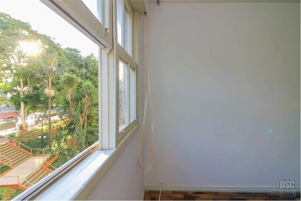 Foto 9 de Apartamento com 2 quartos à venda, 56m2 em Santo Antônio, Porto Alegre - RS