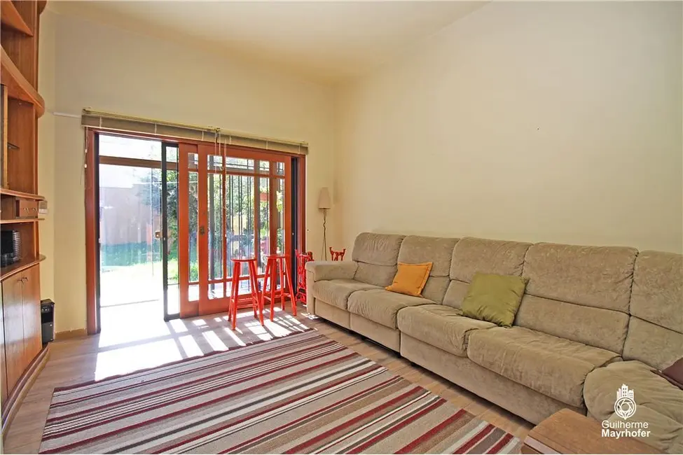 Casa com 5 quartos à venda, 275m2 em Glória, Porto Alegre - RS - imagem 5 Foto 5 de Casa com 5 quartos à venda, 275m2 em Glória, Porto Alegre - RS