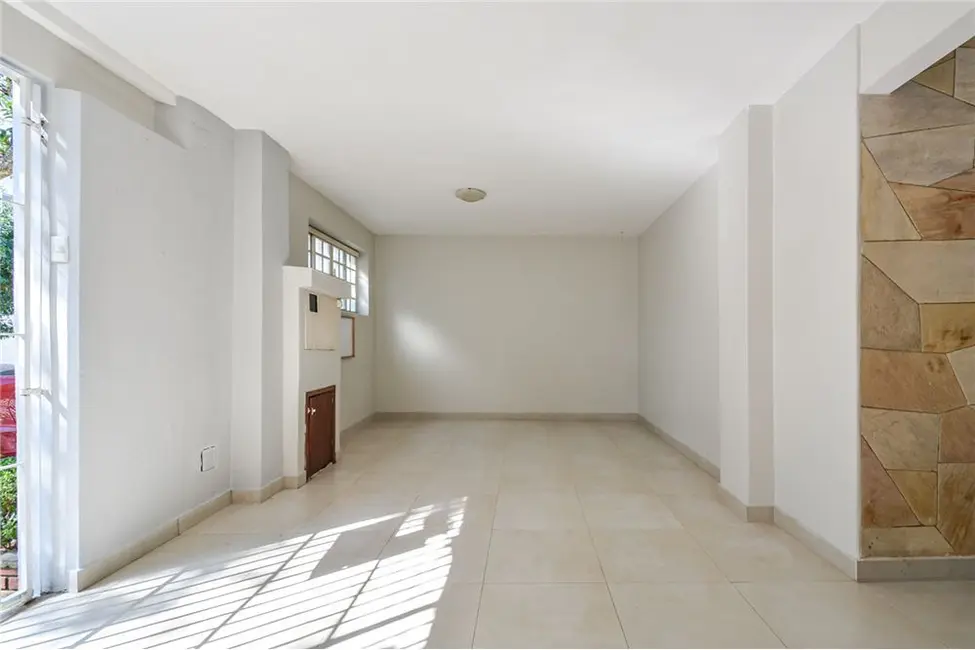 Foto 3 de Casa com 4 quartos à venda, 205m2 em Campo Belo, São Paulo - SP