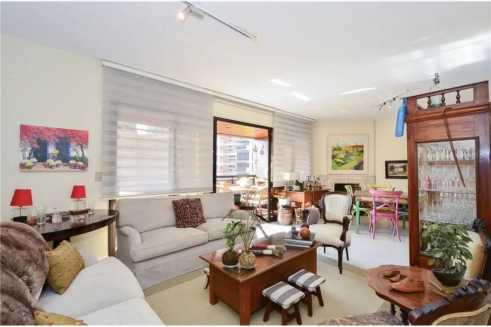 Foto 2 de Apartamento com 4 quartos à venda, 210m2 em Real Parque, São Paulo - SP