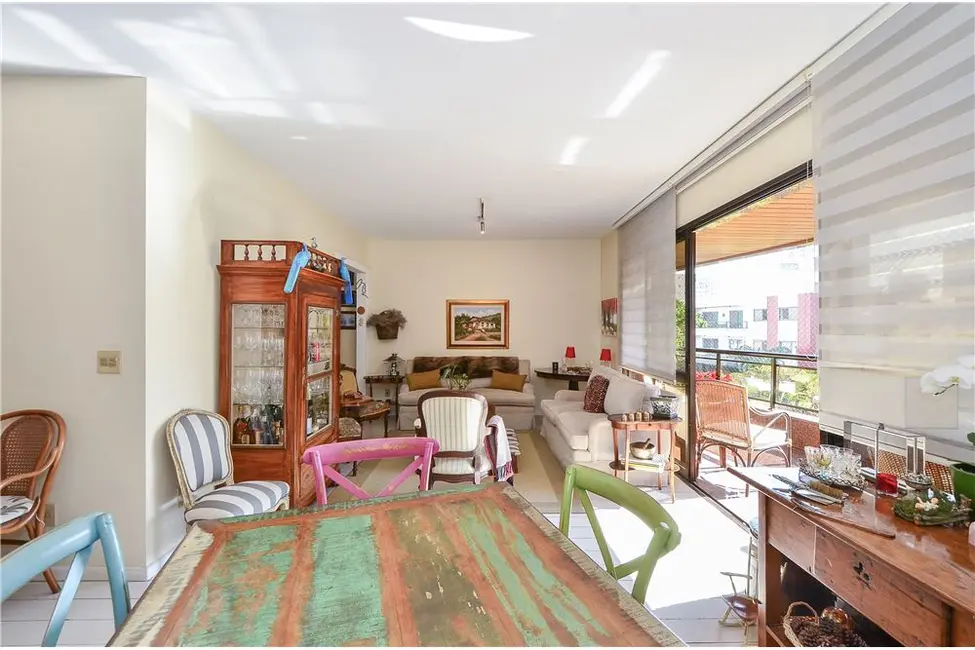 Foto 5 de Apartamento com 4 quartos à venda, 210m2 em Real Parque, São Paulo - SP