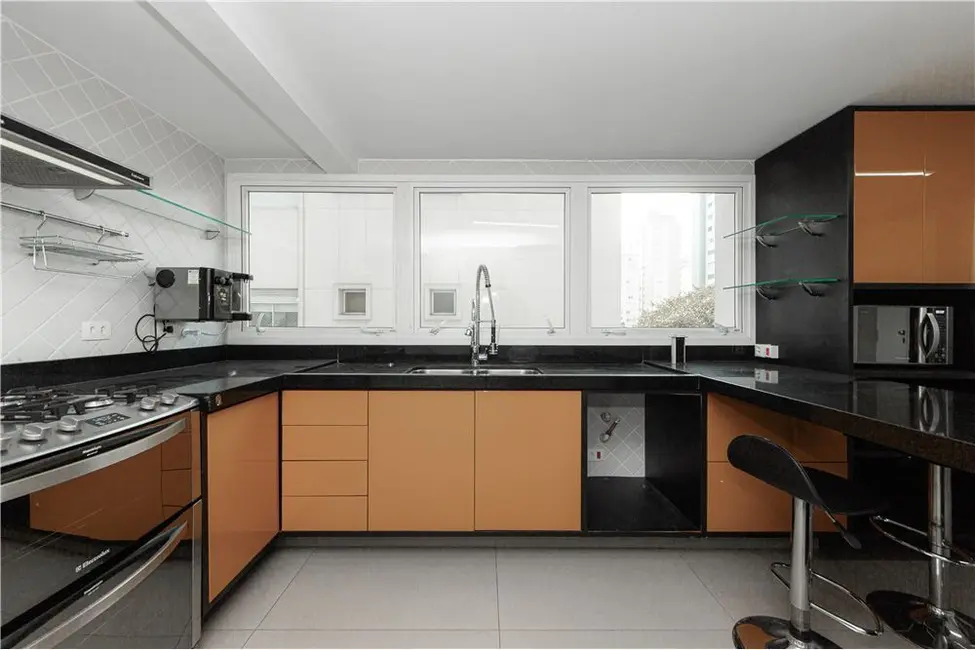 Foto 7 de Apartamento com 3 quartos à venda, 149m2 em Itaim Bibi, São Paulo - SP