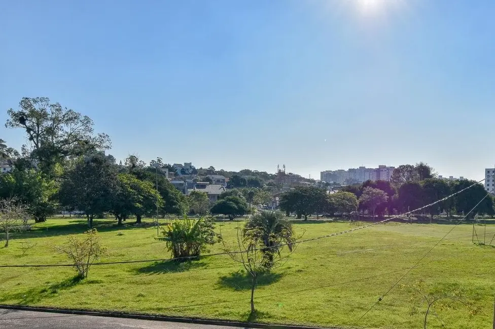 Foto 2 de Casa com 3 quartos à venda, 147m2 em Porto Alegre - RS