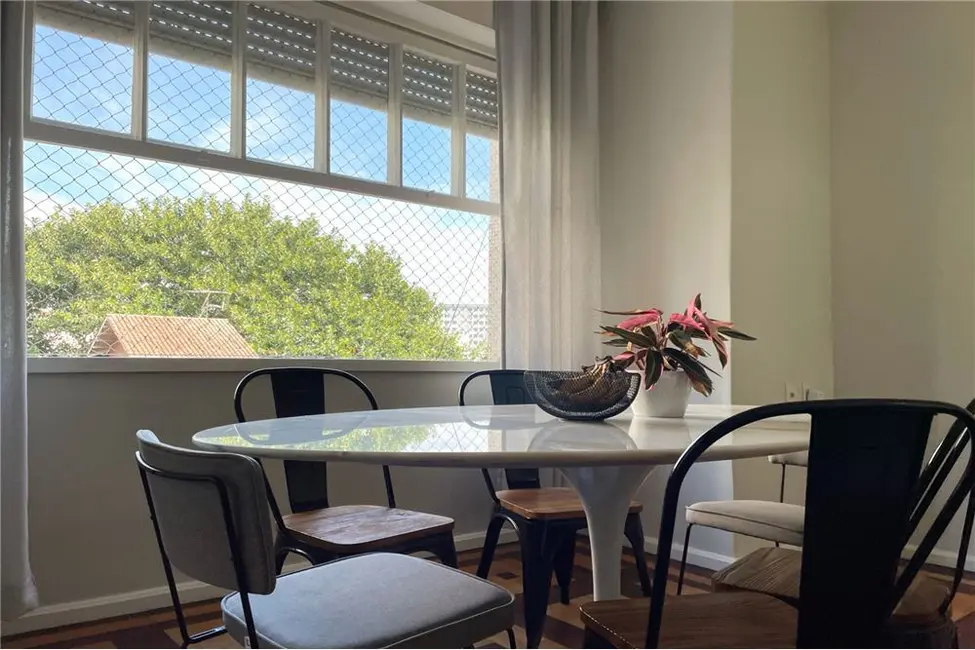 Apartamento com 3 quartos à venda, 94m2 em Petrópolis, Porto Alegre - RS - imagem 4 Foto 4 de Apartamento com 3 quartos à venda, 94m2 em Petrópolis, Porto Alegre - RS