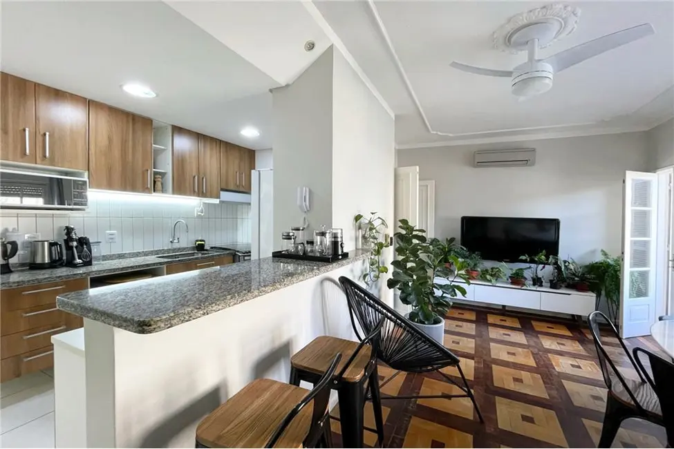 Apartamento com 3 quartos à venda, 94m2 em Petrópolis, Porto Alegre - RS - imagem 5 Foto 5 de Apartamento com 3 quartos à venda, 94m2 em Petrópolis, Porto Alegre - RS