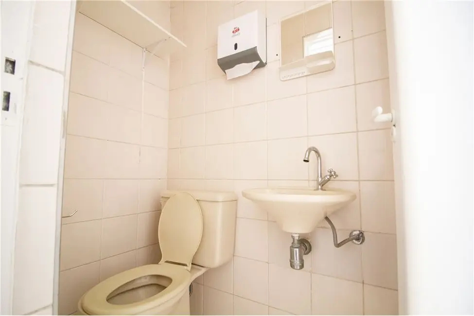 Sala Comercial à venda, 35m2 em Liberdade, São Paulo - SP - imagem 9 Foto 9 de Sala Comercial à venda, 35m2 em Liberdade, São Paulo - SP