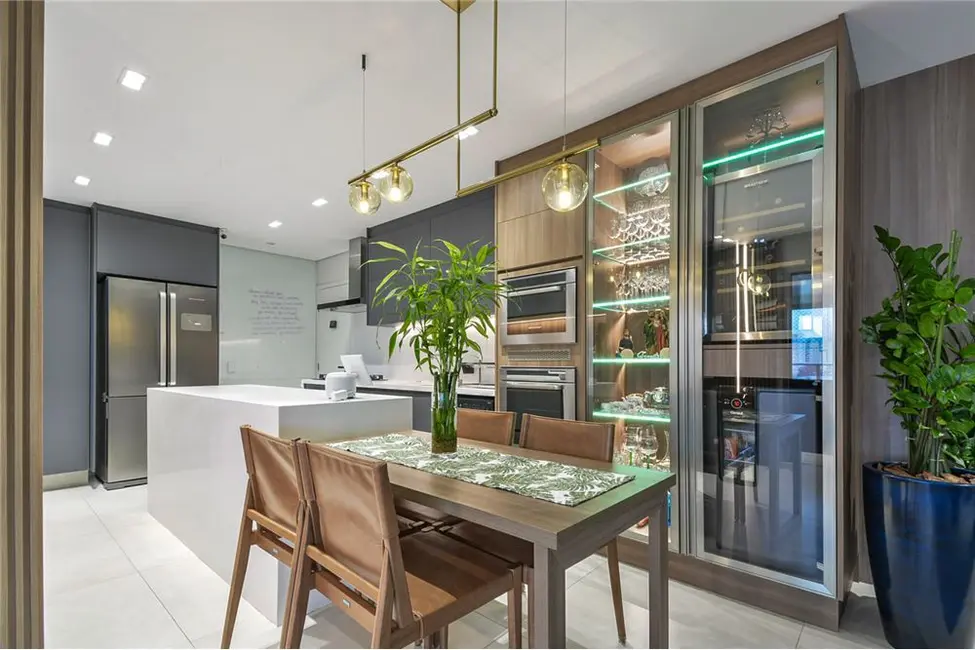 Foto 2 de Apartamento com 3 quartos à venda, 131m2 em Mirandópolis, São Paulo - SP