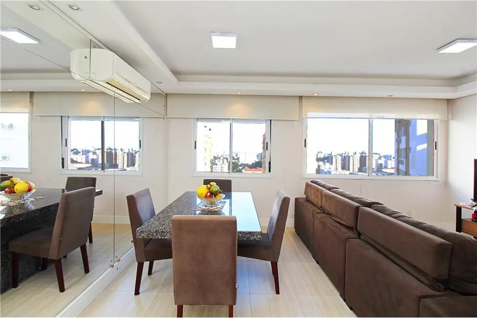 Foto 3 de Apartamento com 1 quarto à venda, 68m2 em Vila Ipiranga, Porto Alegre - RS