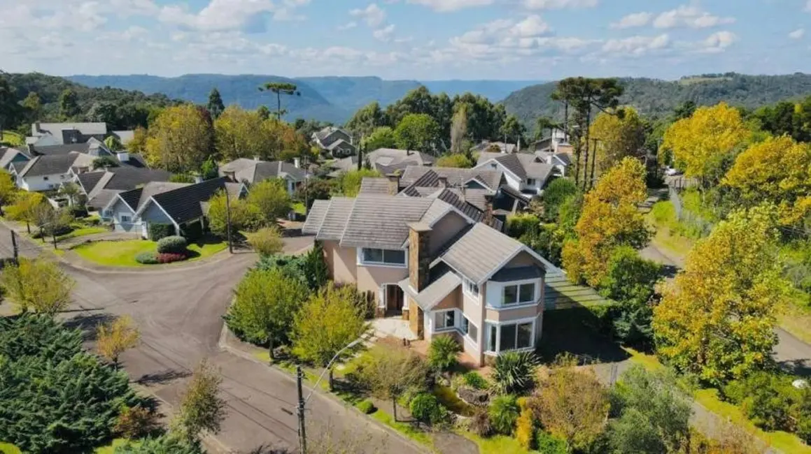 Foto 1 de Casa de Condomínio com 4 quartos à venda, 250m2 em Gramado - RS