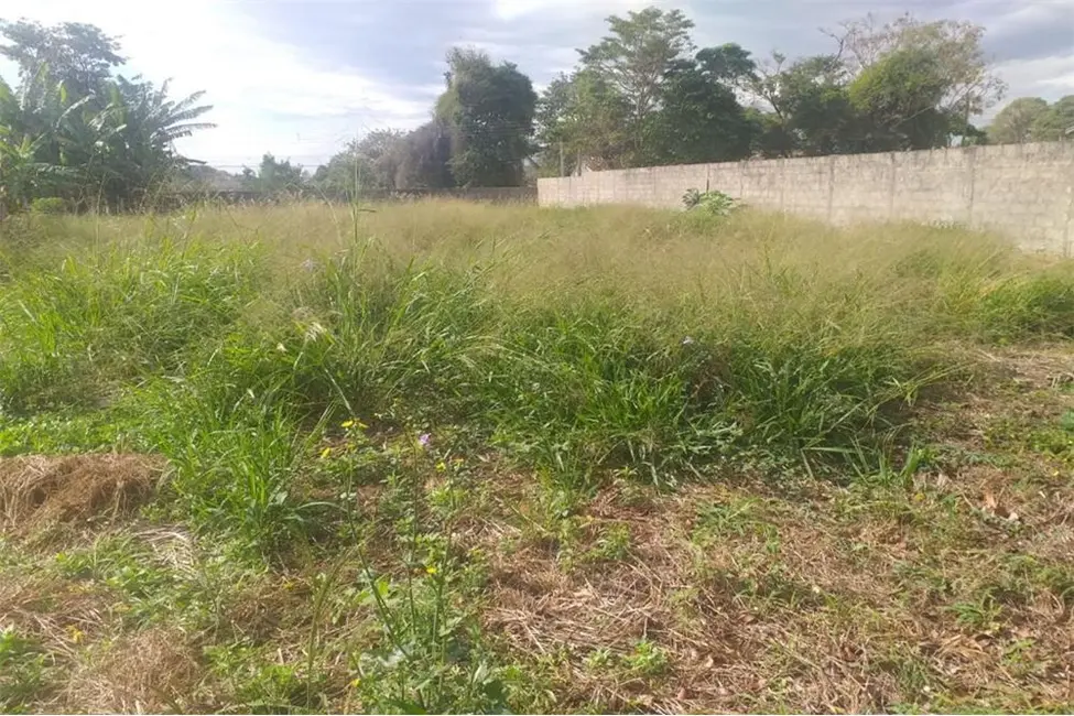 Foto 4 de Terreno / Lote à venda, 333m2 em Tremembe - SP