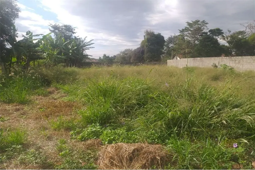 Foto 3 de Terreno / Lote à venda, 333m2 em Tremembe - SP