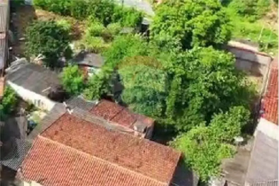 Terreno / Lote à venda, 300m2 em Vila Doutor João Batista (Parte Alta), Cruzeiro - SP - imagem 8 Foto 8 de Terreno / Lote à venda, 300m2 em Vila Doutor João Batista (Parte Alta), Cruzeiro - SP