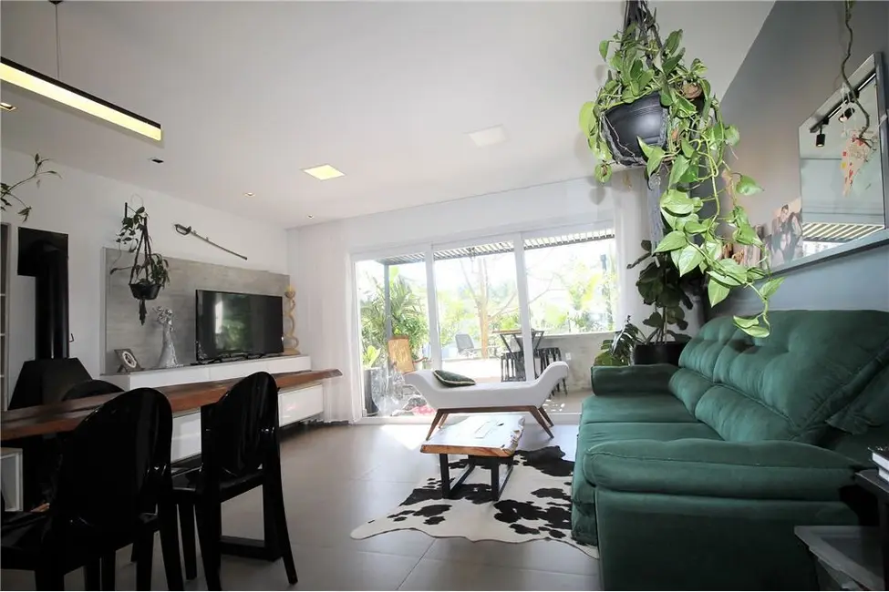 Casa com 3 quartos à venda, 112m2 em Agronomia, Porto Alegre - RS - imagem 3 Foto 3 de Casa com 3 quartos à venda, 112m2 em Agronomia, Porto Alegre - RS