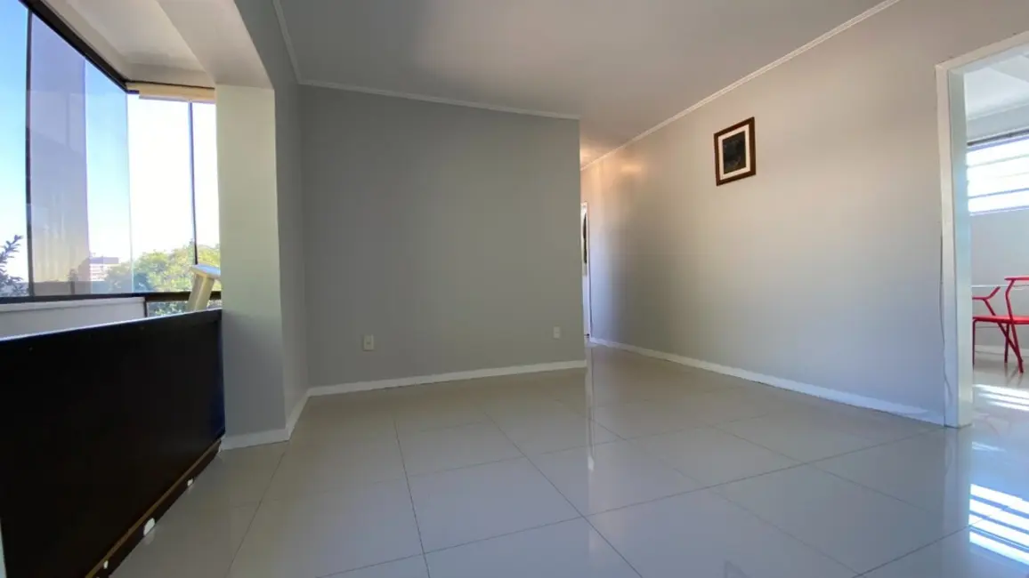 Foto 2 de Apartamento com 3 quartos à venda, 100m2 em Marechal Rondon, Canoas - RS