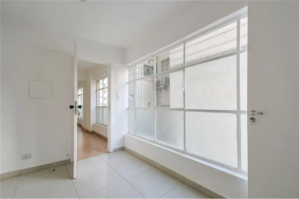 Sala Comercial à venda, 38m2 em Higienópolis, São Paulo - SP - imagem 5 Foto 5 de Sala Comercial à venda, 38m2 em Higienópolis, São Paulo - SP