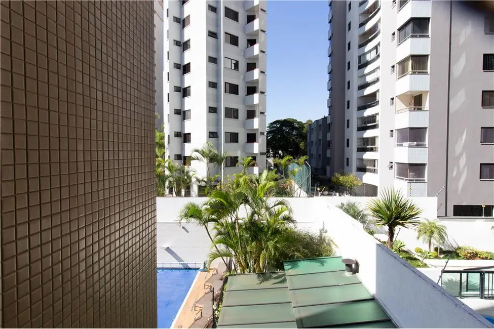 Apartamento com 3 quartos à venda, 93m2 em Moema, São Paulo - SP - imagem 9 Foto 9 de Apartamento com 3 quartos à venda, 93m2 em Moema, São Paulo - SP