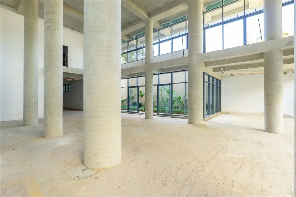 Foto 2 de Loja à venda, 897m2 em Vila Ipojuca, São Paulo - SP