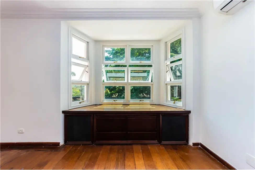 Foto 9 de Casa com 4 quartos à venda, 330m2 em Fazenda Morumbi, São Paulo - SP