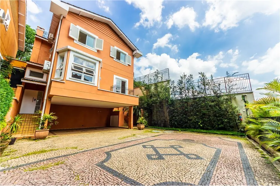 Foto 1 de Casa com 4 quartos à venda, 330m2 em Fazenda Morumbi, São Paulo - SP