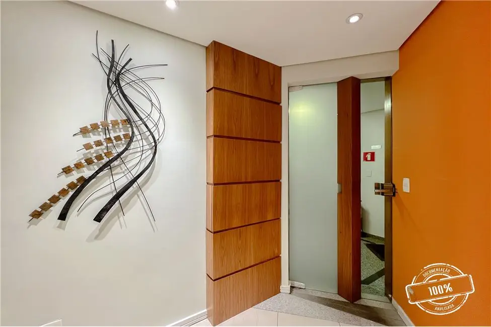 Sala Comercial à venda, 60m2 em Aclimação, São Paulo - SP - imagem 3 Foto 3 de Sala Comercial à venda, 60m2 em Aclimação, São Paulo - SP