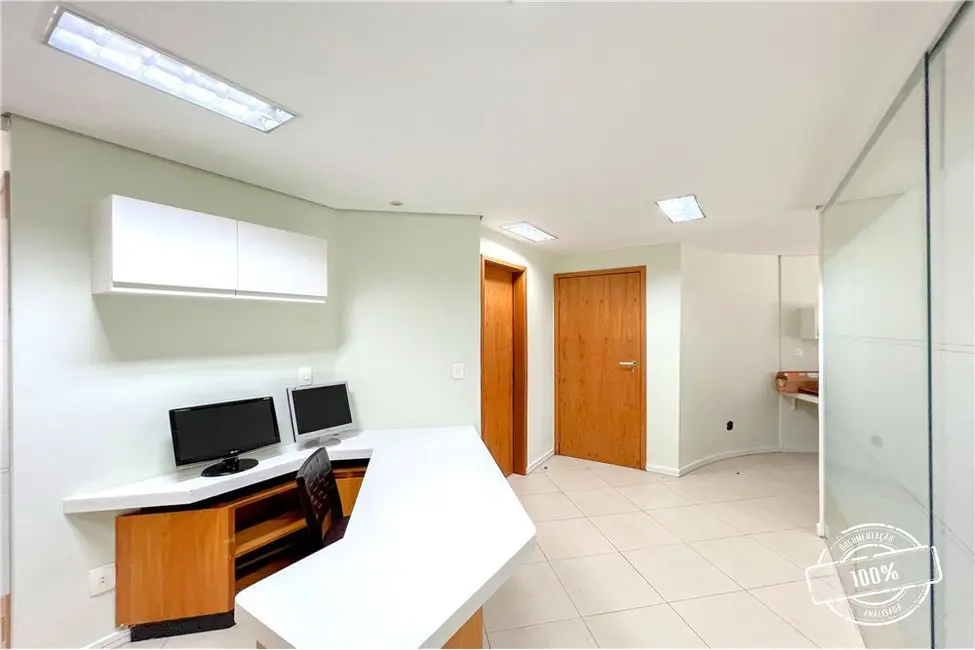 Sala Comercial à venda, 60m2 em Aclimação, São Paulo - SP - imagem 8 Foto 8 de Sala Comercial à venda, 60m2 em Aclimação, São Paulo - SP