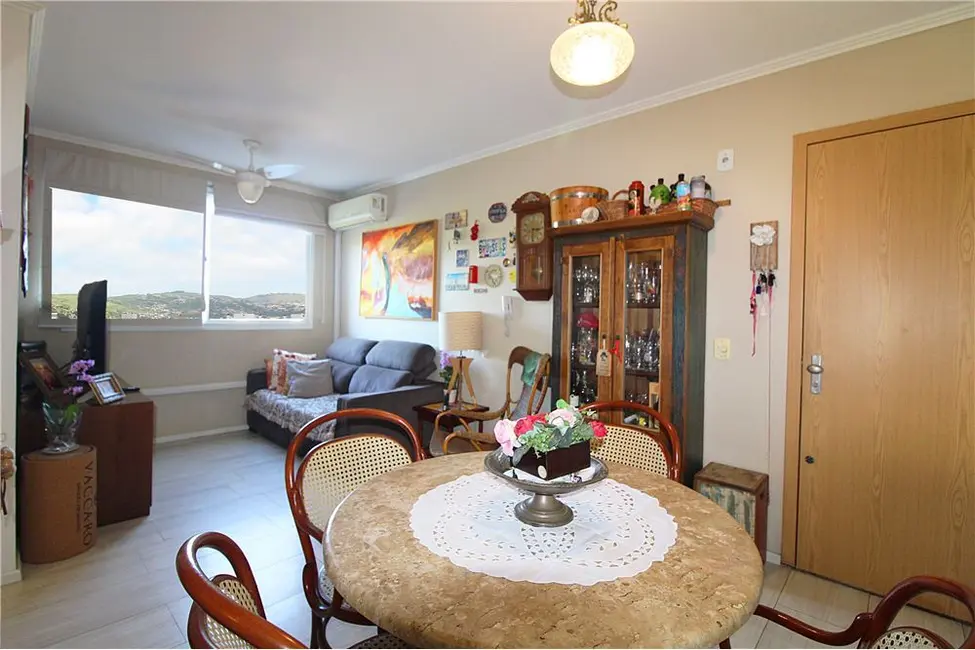 Apartamento com 3 quartos à venda, 68m2 em Jardim Carvalho, Porto Alegre - RS - imagem 5 Foto 5 de Apartamento com 3 quartos à venda, 68m2 em Jardim Carvalho, Porto Alegre - RS