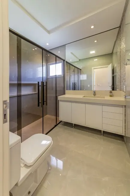 Casa de Condomínio com 4 quartos à venda, 300m2 em Village Santa Georgina, Franca - SP - imagem 4 Foto 4 de Casa de Condomínio com 4 quartos à venda, 300m2 em Village Santa Georgina, Franca - SP