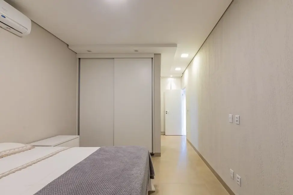 Casa de Condomínio com 4 quartos à venda, 300m2 em Village Santa Georgina, Franca - SP - imagem 7 Foto 7 de Casa de Condomínio com 4 quartos à venda, 300m2 em Village Santa Georgina, Franca - SP