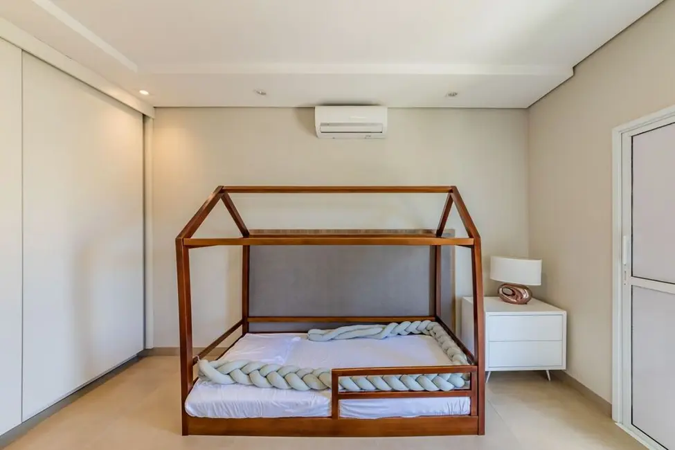 Casa de Condomínio com 4 quartos à venda, 300m2 em Village Santa Georgina, Franca - SP - imagem 3 Foto 3 de Casa de Condomínio com 4 quartos à venda, 300m2 em Village Santa Georgina, Franca - SP