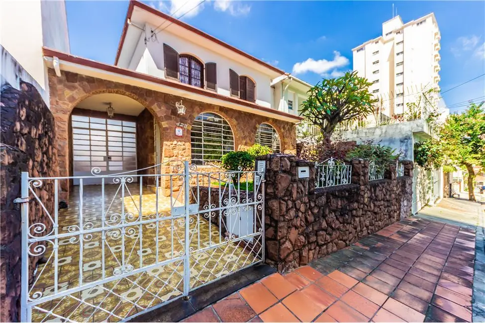 Foto 2 de Casa com 3 quartos à venda, 200m2 em Mirandópolis, São Paulo - SP