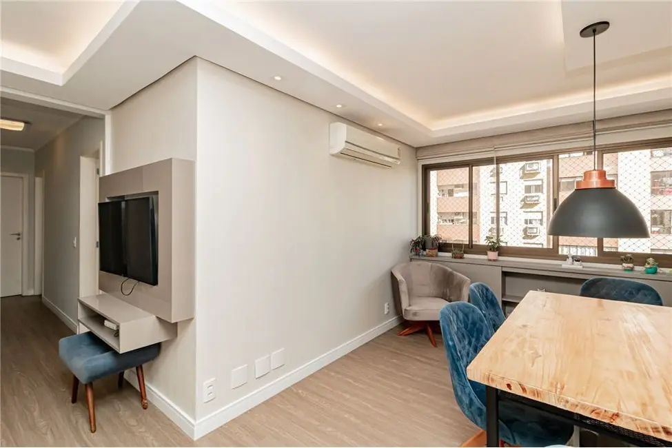 Foto 5 de Apartamento com 3 quartos à venda, 85m2 em Vila Ipiranga, Porto Alegre - RS