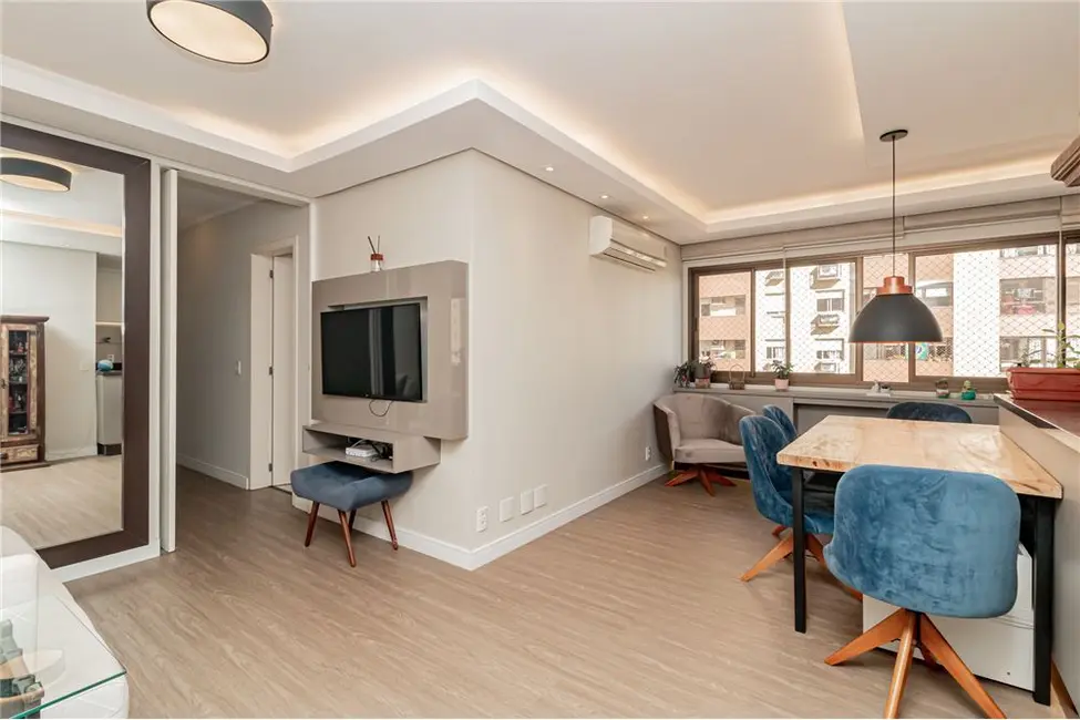 Foto 4 de Apartamento com 3 quartos à venda, 85m2 em Vila Ipiranga, Porto Alegre - RS