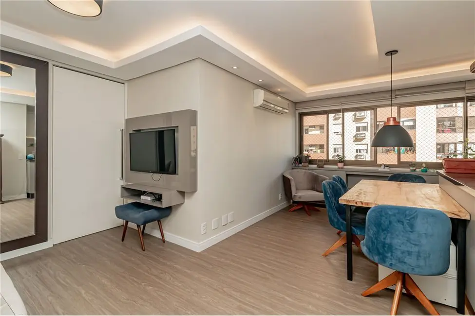 Foto 7 de Apartamento com 3 quartos à venda, 85m2 em Vila Ipiranga, Porto Alegre - RS