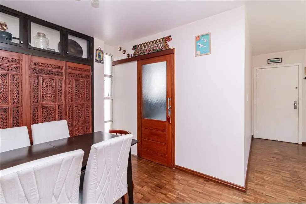 Foto 7 de Apartamento com 3 quartos à venda, 108m2 em Rio Branco, Porto Alegre - RS