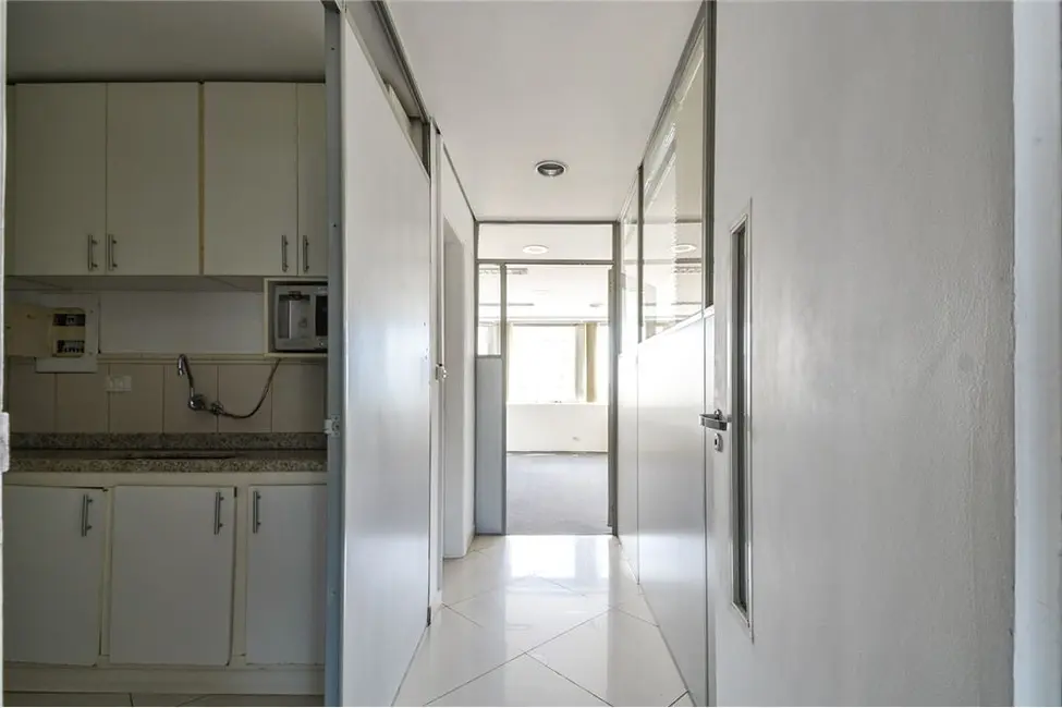 Sala Comercial à venda, 250m2 em Bela Vista, São Paulo - SP - imagem 9 Foto 9 de Sala Comercial à venda, 250m2 em Bela Vista, São Paulo - SP