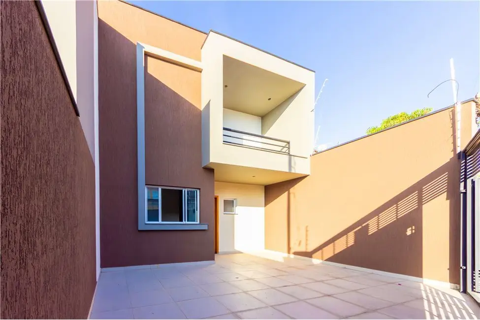 Foto 2 de Casa com 2 quartos à venda, 73m2 em Jardim das Oliveiras, São Paulo - SP