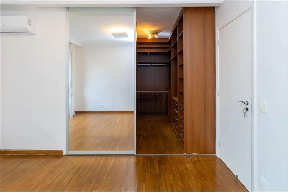 Apartamento com 3 quartos à venda, 170m2 em Vila Progredior, São Paulo - SP - imagem 6 Foto 6 de Apartamento com 3 quartos à venda, 170m2 em Vila Progredior, São Paulo - SP