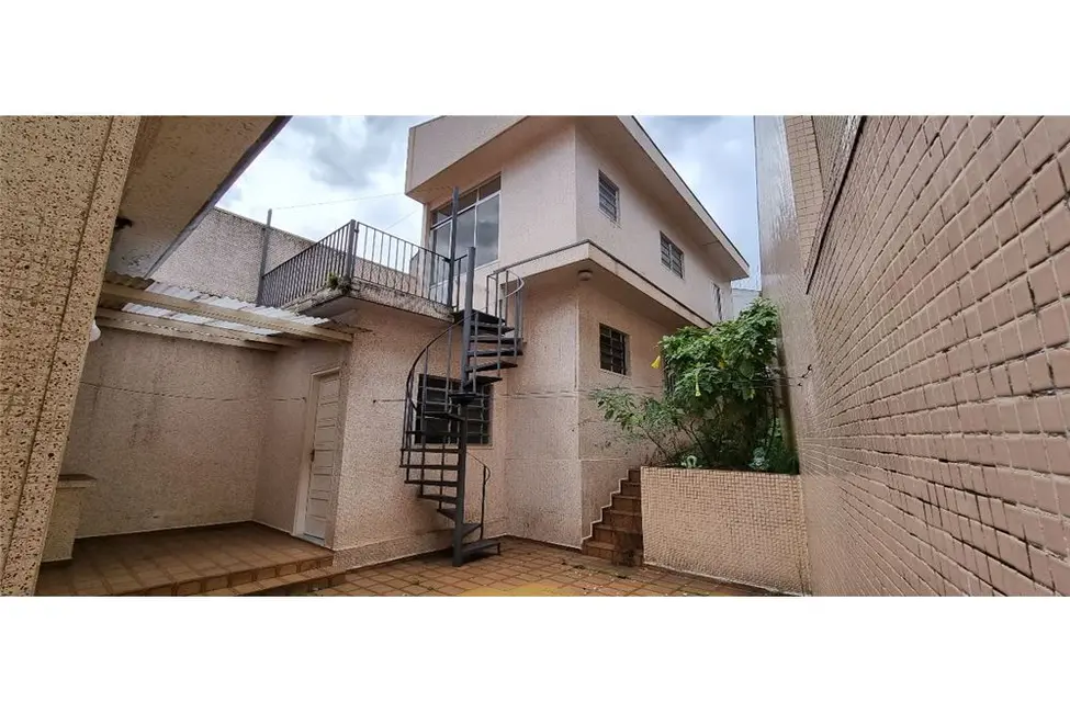 Foto 3 de Casa com 4 quartos à venda, 205m2 em Vila Paiva, São Paulo - SP