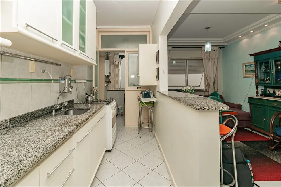 Foto 6 de Apartamento com 2 quartos à venda, 66m2 em Menino Deus, Porto Alegre - RS