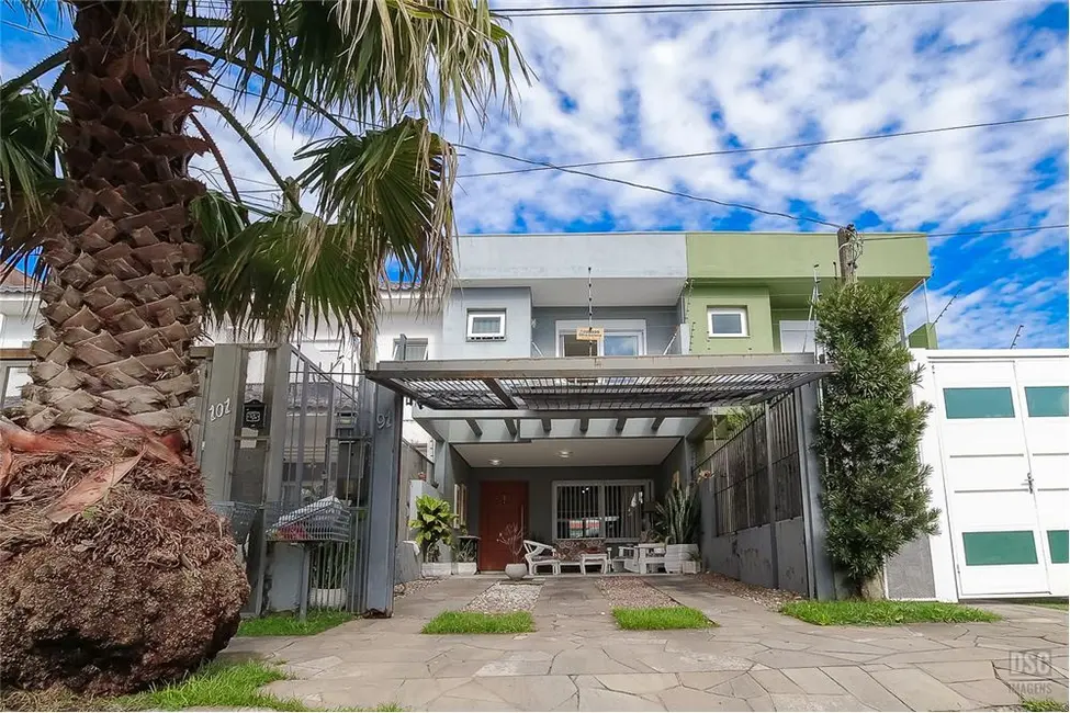 Foto 1 de Casa com 3 quartos à venda, 135m2 em Hípica, Porto Alegre - RS