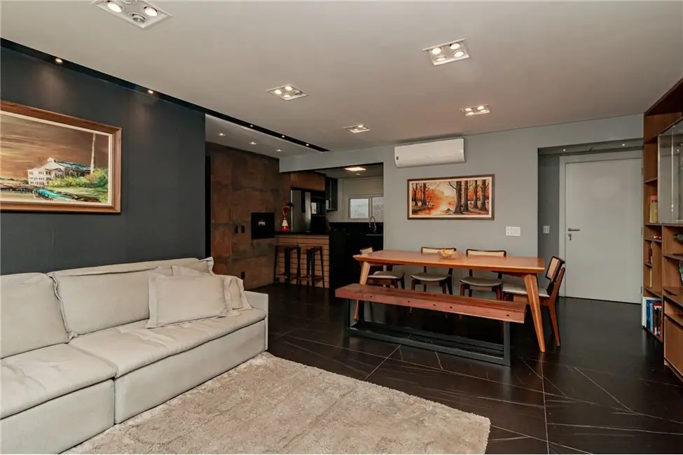 Foto 3 de Apartamento com 3 quartos à venda, 102m2 em Jardim do Salso, Porto Alegre - RS