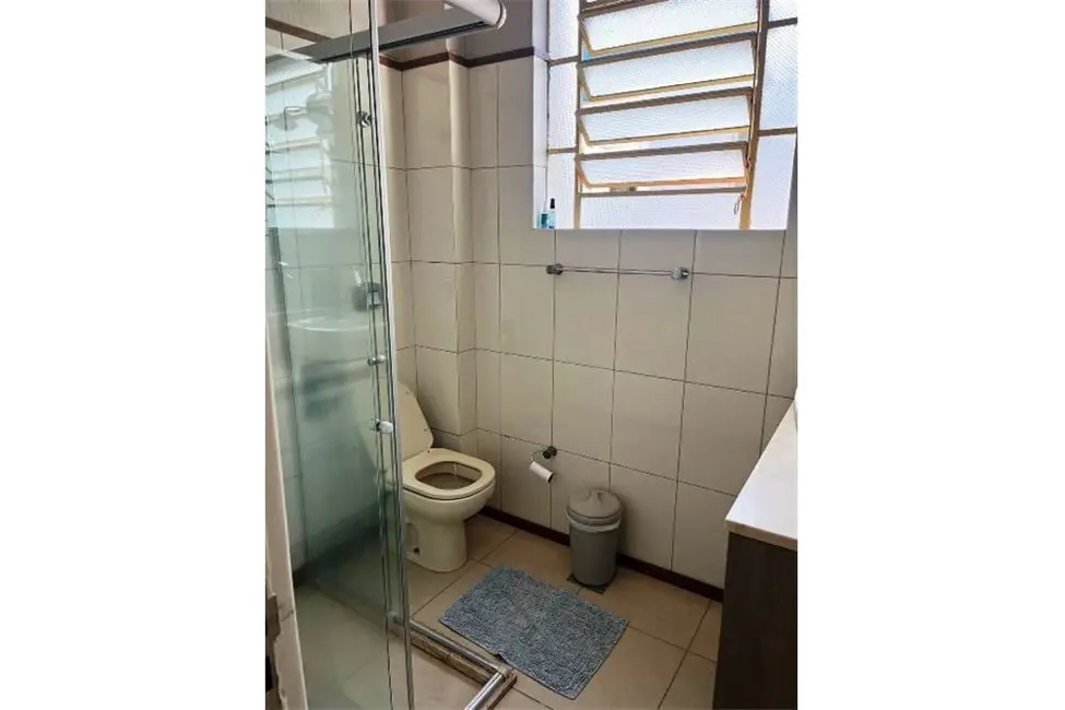 Apartamento com 2 quartos à venda, 65m2 em Praia de Belas, Porto Alegre - RS - imagem 8 Foto 8 de Apartamento com 2 quartos à venda, 65m2 em Praia de Belas, Porto Alegre - RS