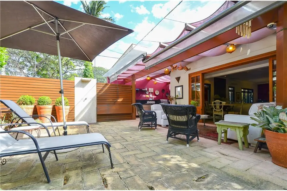 Casa com 3 quartos à venda, 300m2 em Butantã, São Paulo - SP - imagem 5 Foto 5 de Casa com 3 quartos à venda, 300m2 em Butantã, São Paulo - SP