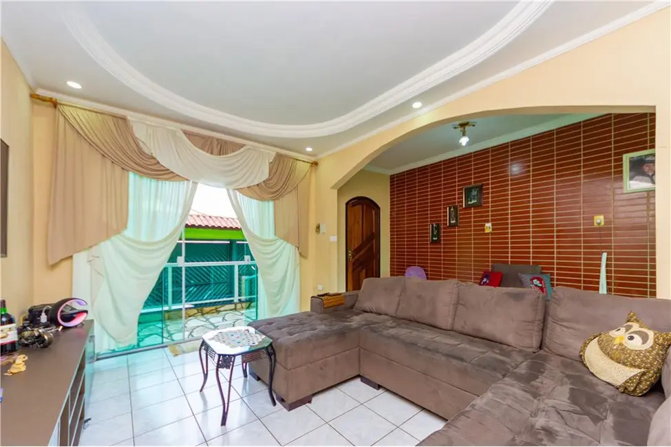 Casa com 3 quartos à venda, 253m2 em Jardim Rodolfo Pirani, São Paulo - SP - imagem 1 Foto 1 de Casa com 3 quartos à venda, 253m2 em Jardim Rodolfo Pirani, São Paulo - SP