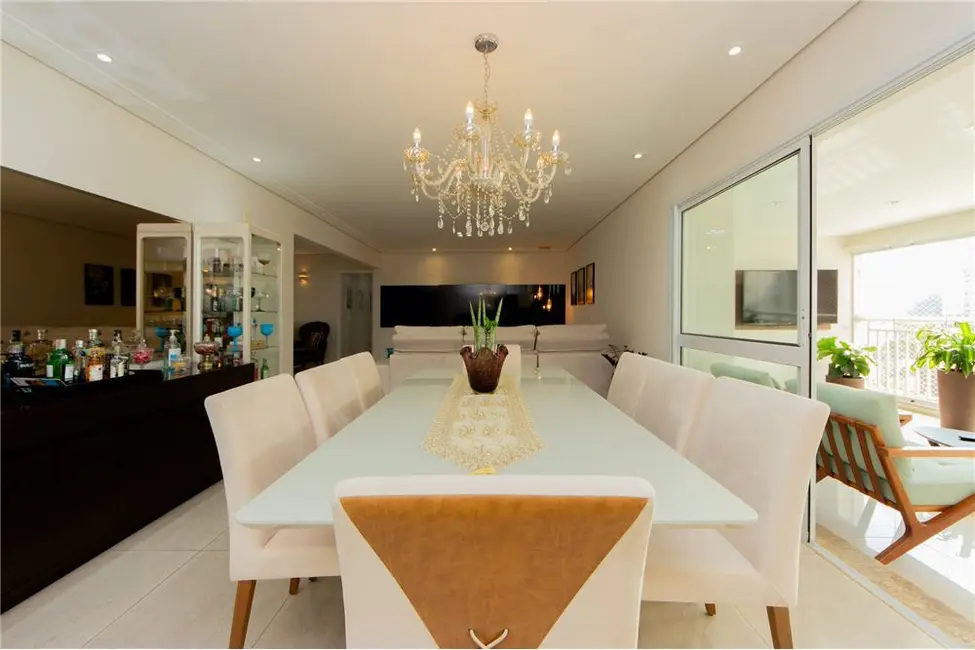 Foto 9 de Apartamento com 4 quartos à venda, 242m2 em Tatuapé, São Paulo - SP